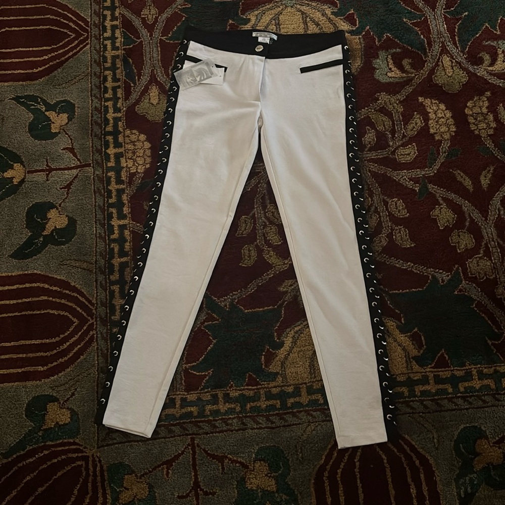 Alberto Malaki lace up viscose white pants; FABULOUS!!